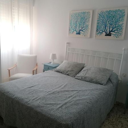Apartament Piso Familiar Con Piscina Y Aparcamiento En Torre Del Mar - Edificio Ronda I Zewnętrze zdjęcie